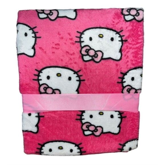 New! HELLO KITTY 3Pc Travel Set Hot Pink Blanket, Pillow, Plush Buddy Limited - Picture 4 of 5